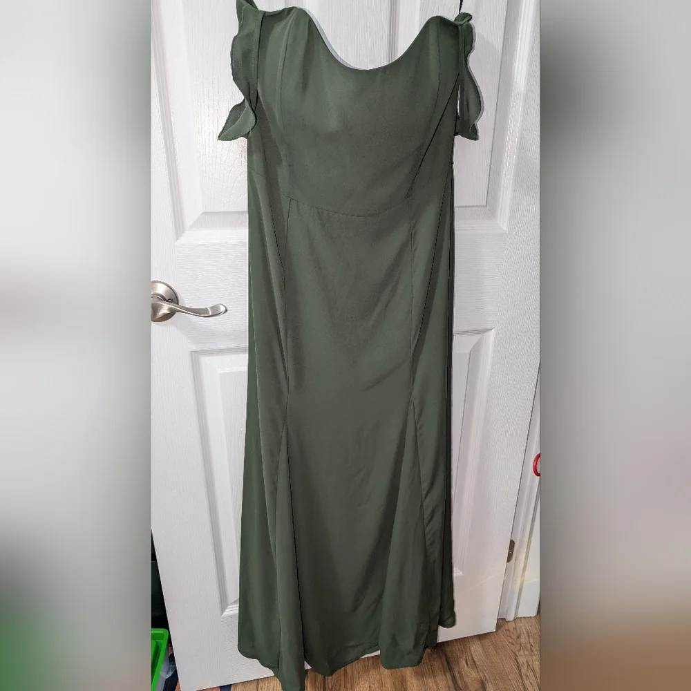 Park & Fifth Strapless Forest Green Dress - Picture 2 of 4